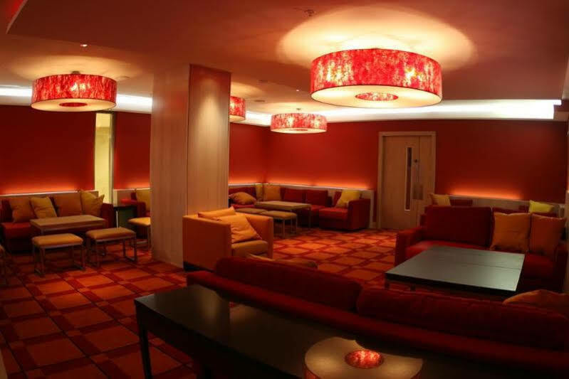 Pillo Hotel & Leisure Club アッシュボーン エクステリア 写真